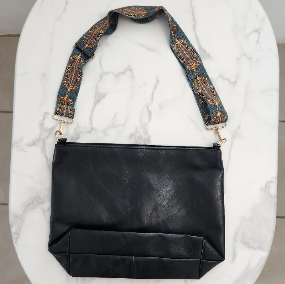 Unisex Black Pu Leather Tote Bag With Patterned Boho Strap - Picture 3 of 15